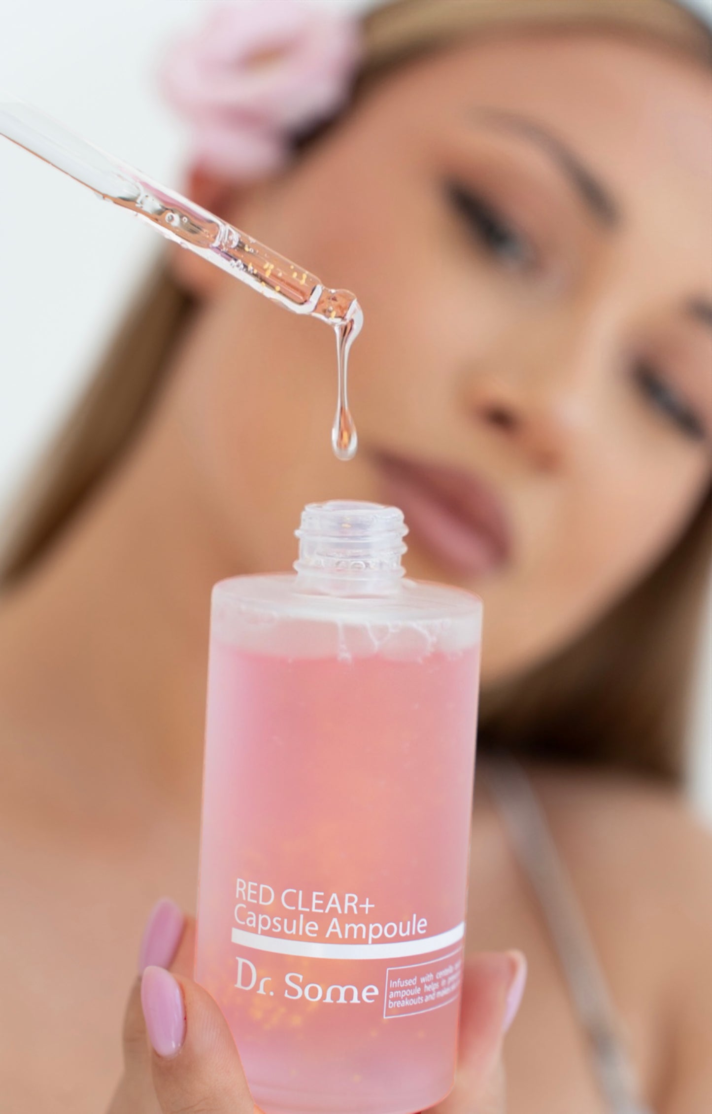 MEDB DR. SOME raudonį mažinantis veido serumas